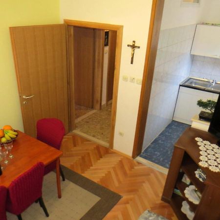 Apartman Jakir 바스카보다 외부 사진