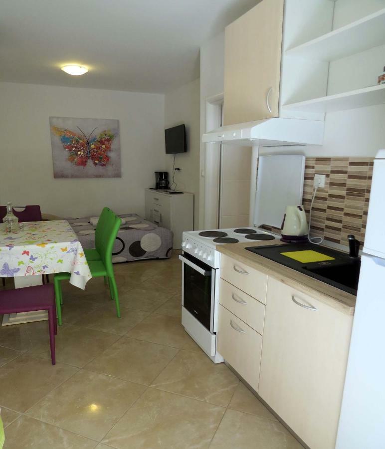 Apartman Jakir 바스카보다 외부 사진