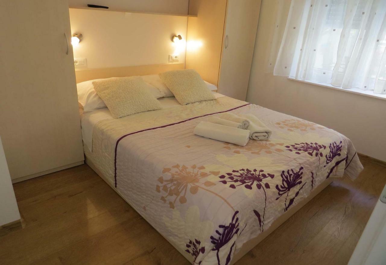 Apartman Jakir 바스카보다 외부 사진